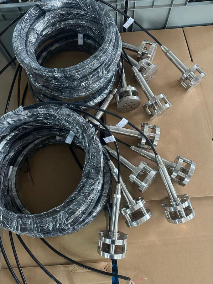 Lingkungan yang keras Transmitter Tekanan Cairan 316L Sensor Tekanan Silikon Piezoresistive 3